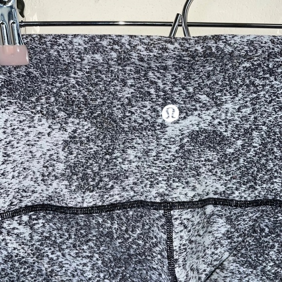 Lululemon Wunder Under Pant (Hi-Rise) Luon Spray Jacquard White Black - Picture 10 of 11